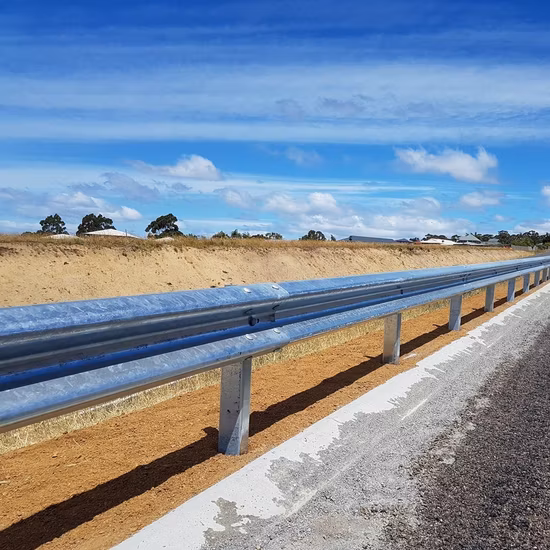 Road Safety Steel Hot DIP Galvanized W Beam Three Beam Highway Traffic Crash Barrier Guardrail
